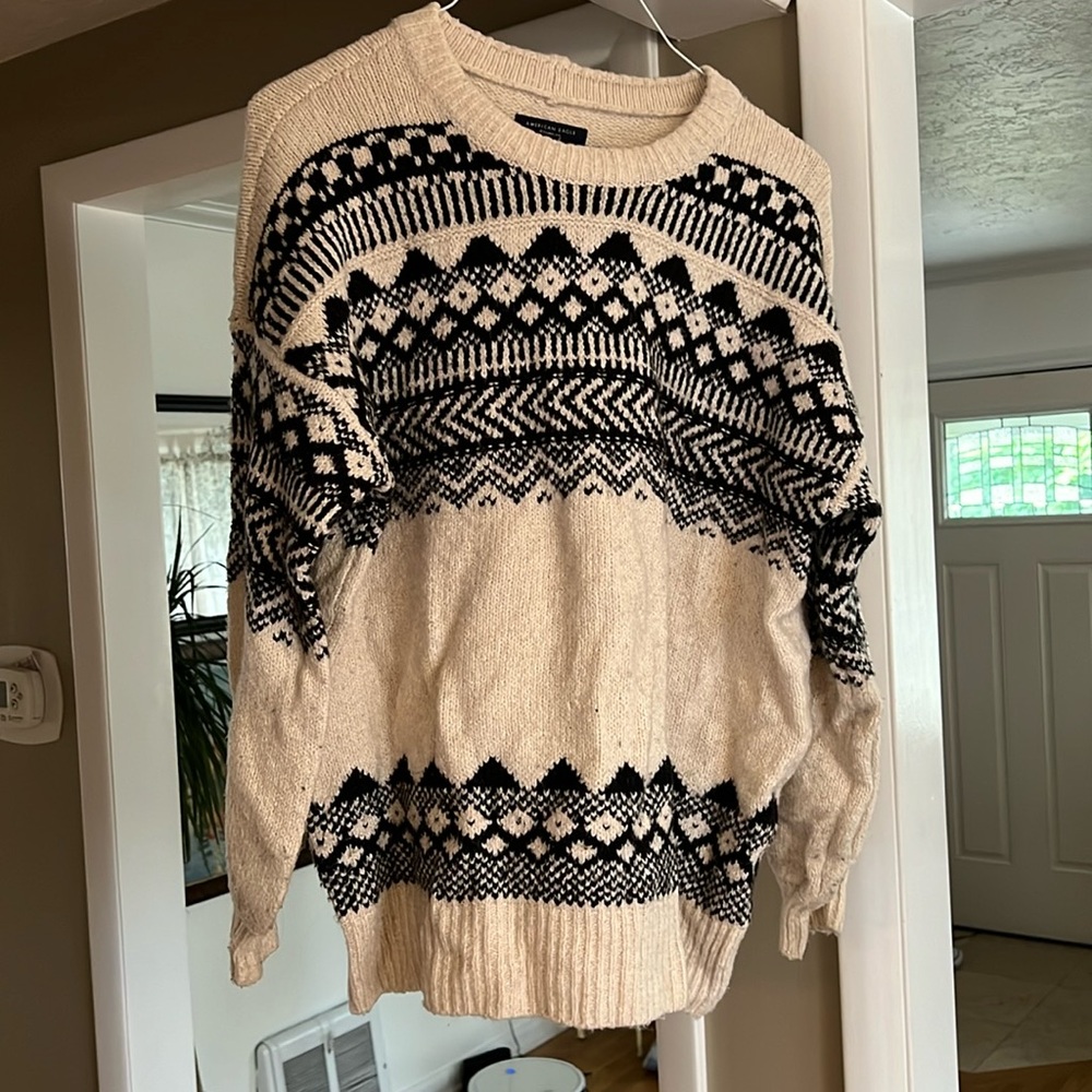 American eagle sweater - size S